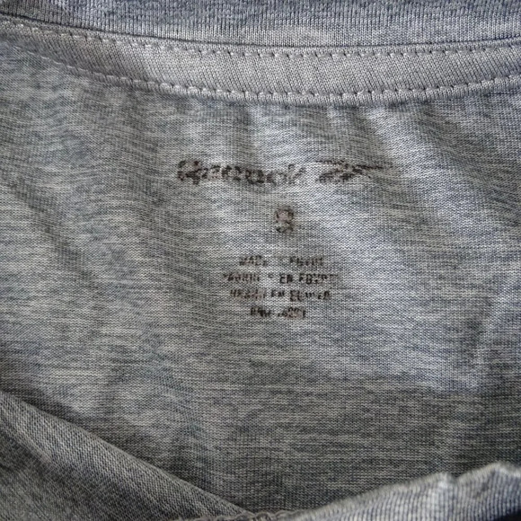 Reebok Athletic Graphic Tee T-Shirt Boys Size 8 Gray Short Sleeve Crewneck - Picture 3 of 6